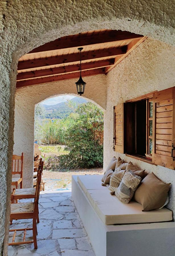 Villa Al-Ari Диакоптон Экстерьер фото